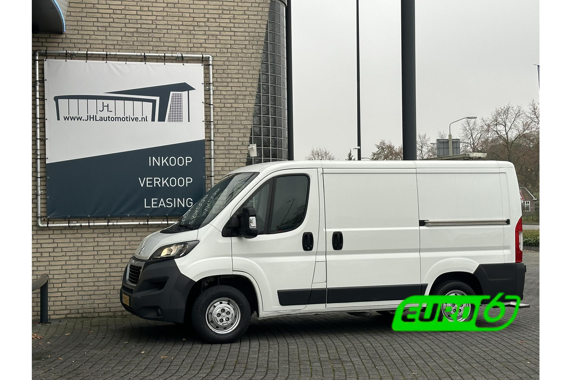 Peugeot Boxer 330 2.0 BlueHDI L1H1*A/C*CRUISE*NAVI*HAAK*TEL*CAM*